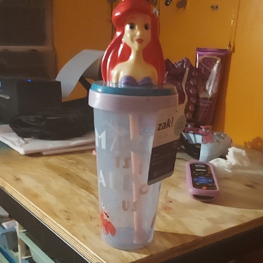 💙2/$25 Or 4/$40 Zak! 18oz Sippy Cup Nwt Ariel